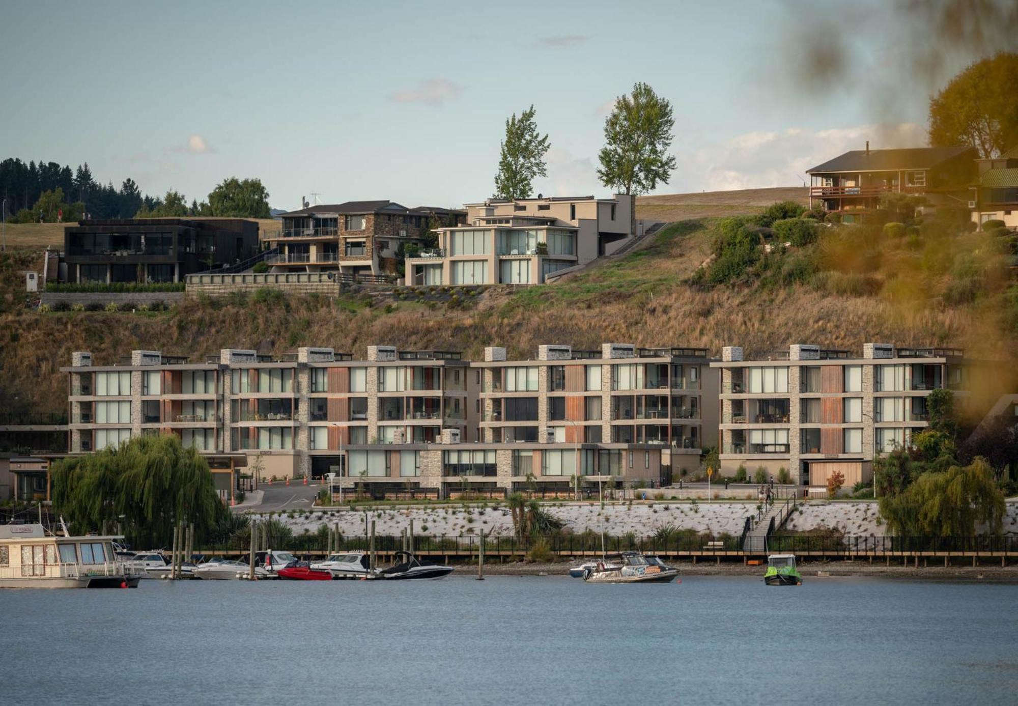 Marina Terrace Apartments, Wanaka Buitenkant foto