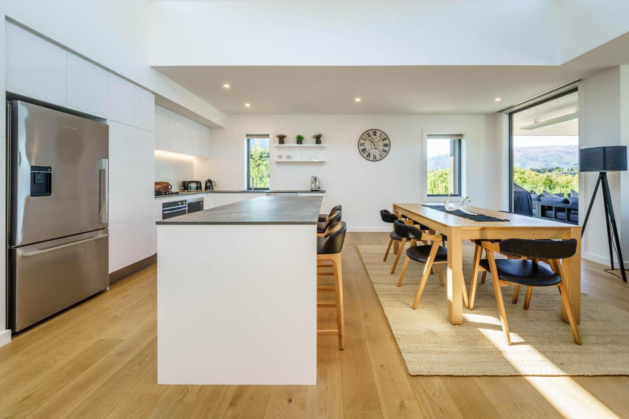 Marina Terrace Apartments, Wanaka Buitenkant foto